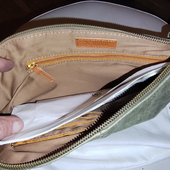 Hobo wristlet/wallet - Picture 5 of 7